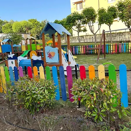 דירה студио комфорт, смокиня,созопол,затворен комплекс,4 басейна, 1-ва линия море *