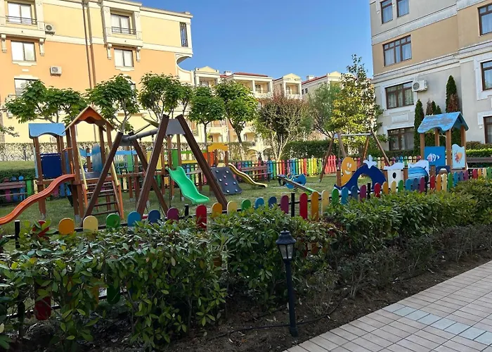 Apartment студио комфорт, смокиня,созопол,затворен комплекс,4 басейна, 1-ва линия море Sozopol